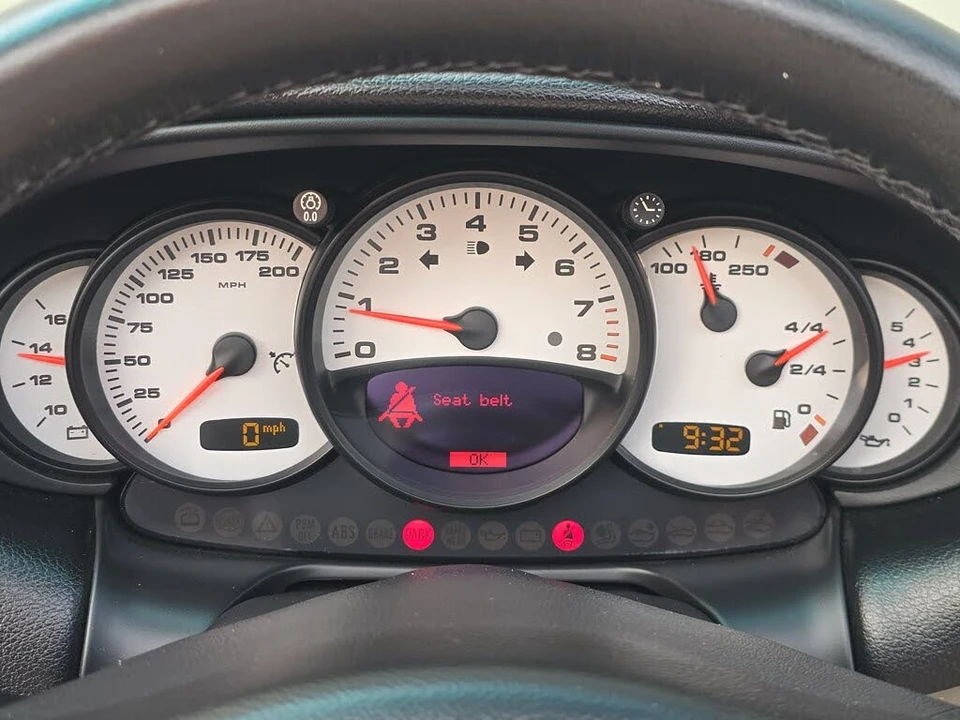 2003 Porsche 996 Carrera - Image 23 of 28