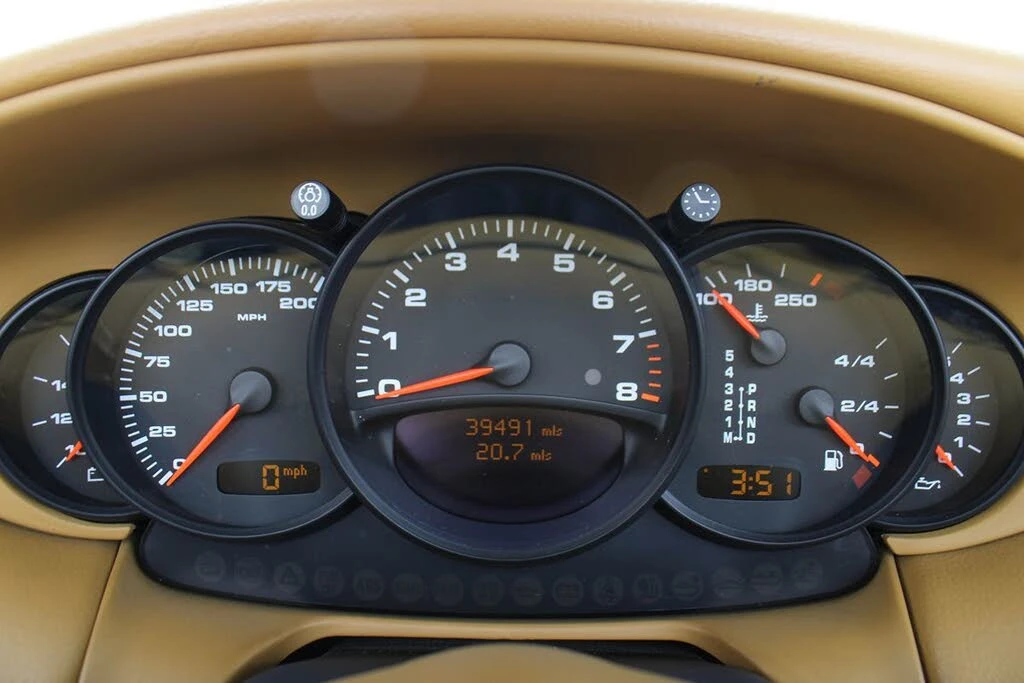 2003 Porsche 996 Carrera - Image 24 of 31