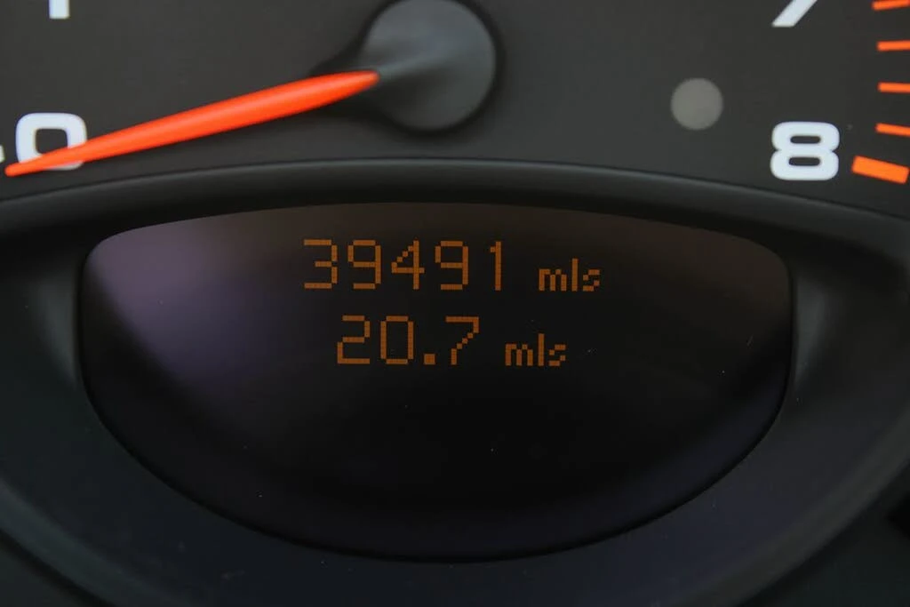 2003 Porsche 996 Carrera - Image 25 of 31
