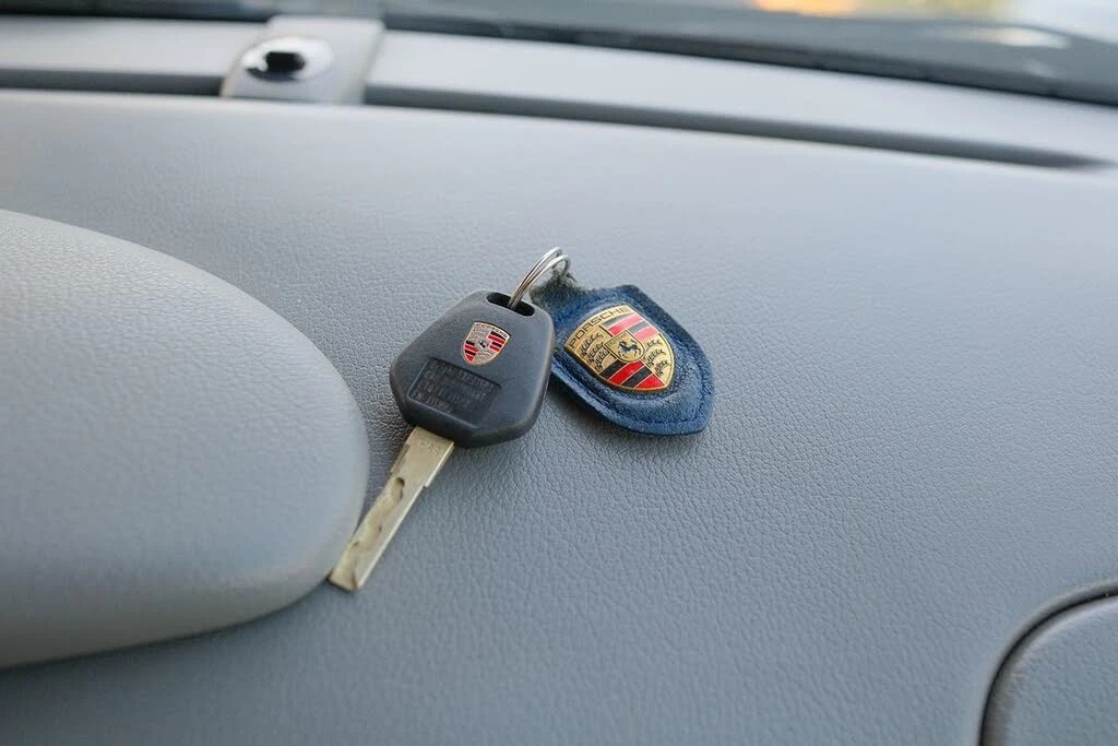 2003 Porsche 996 Carrera - Image 10 of 31