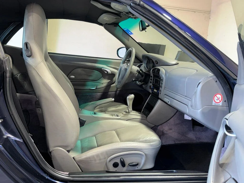 2003 Porsche 996 Carrera - Image 16 of 21