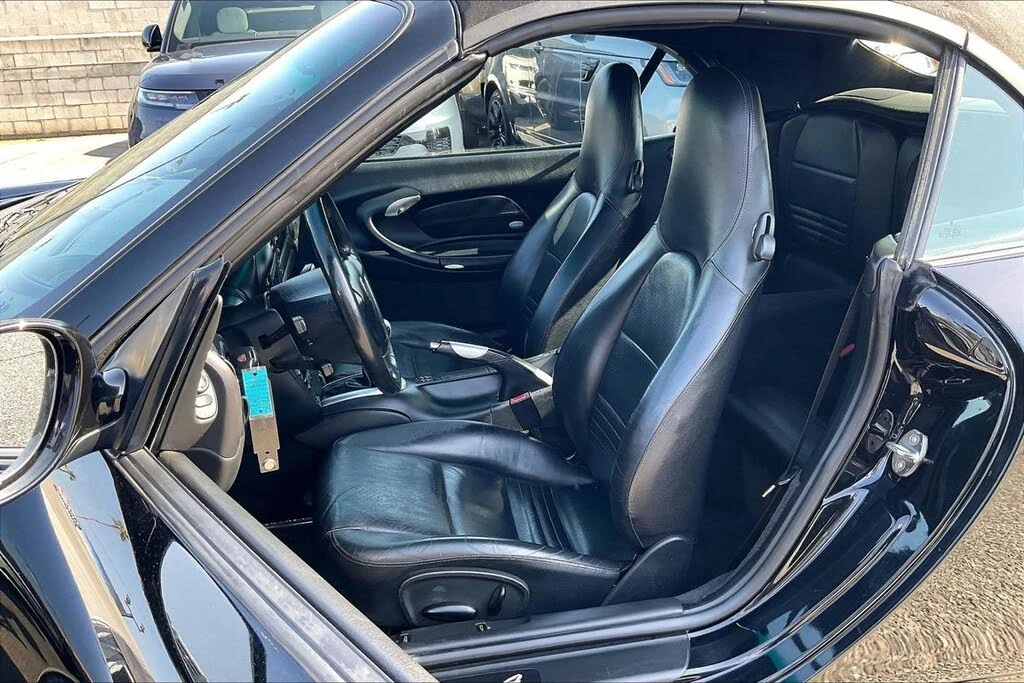 2003 Porsche 996 Carrera - Image 8 of 31