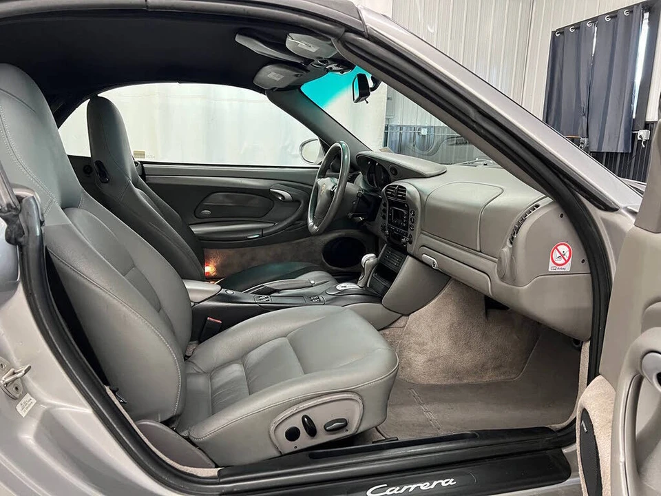 2003 Porsche 996 Carrera - Image 11 of 12