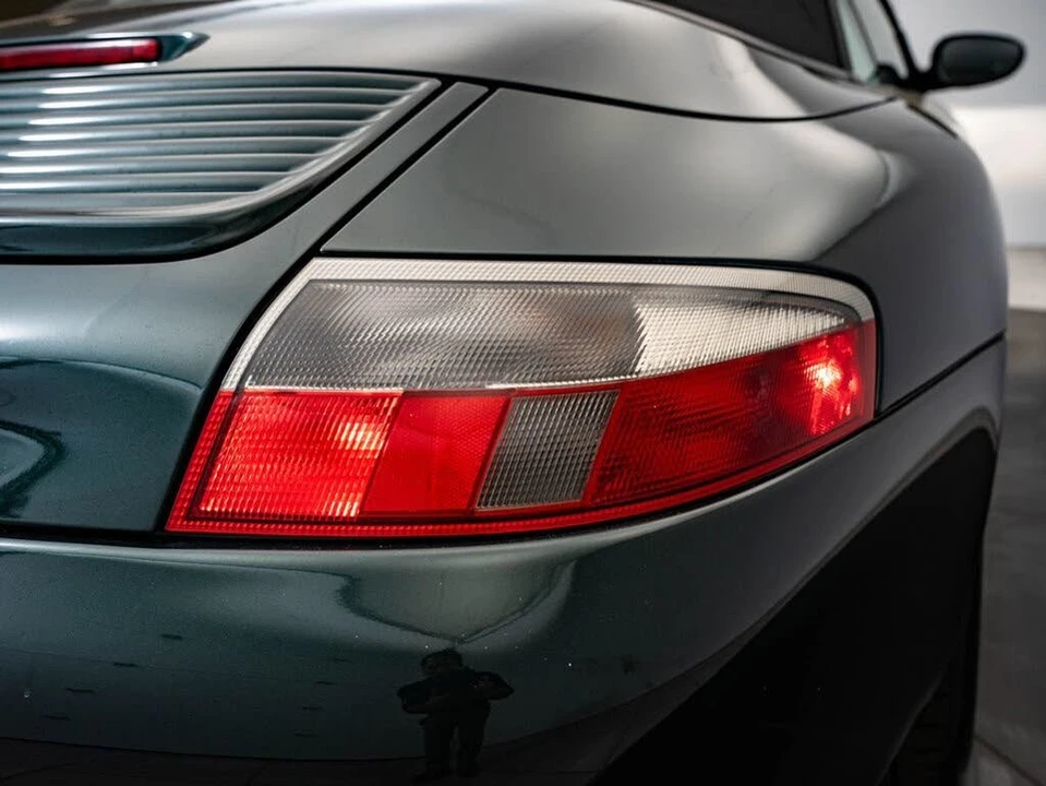 2003 Porsche 996 Carrera - Image 13 of 31