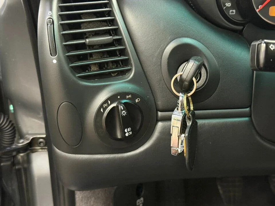 2003 Porsche 996 Carrera - Image 18 of 26