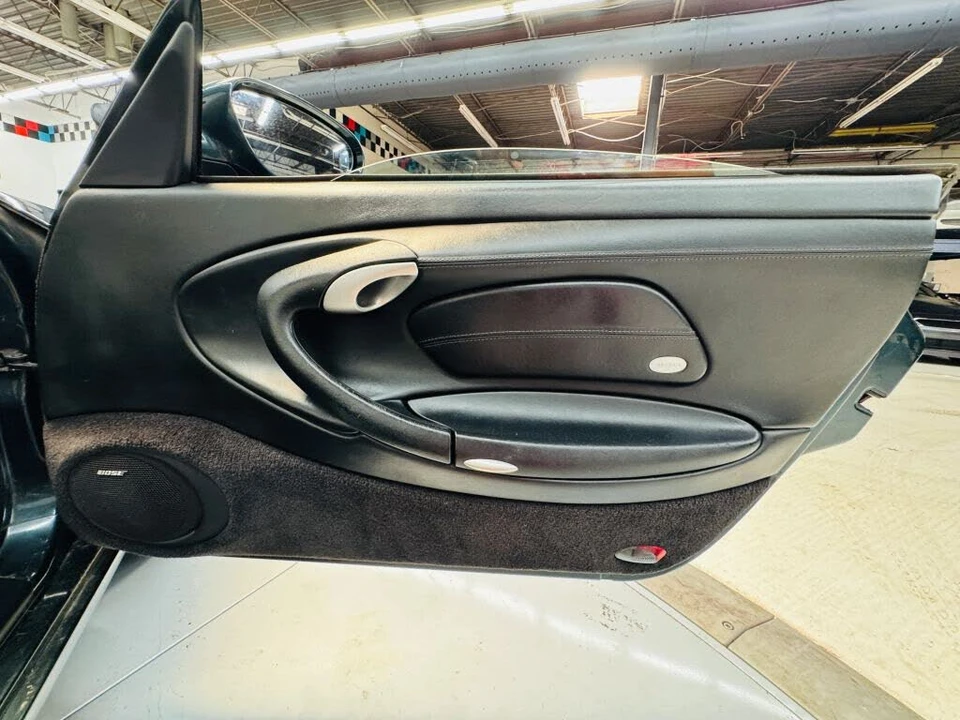 2003 Porsche 996 Carrera - Image 16 of 31