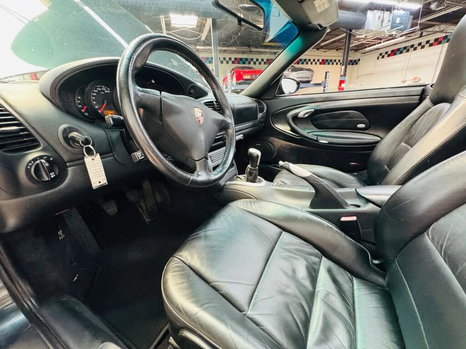 2003 Porsche 996 Carrera - Image 26 of 31