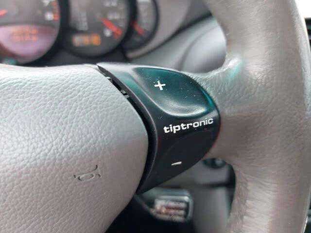 2003 Porsche 996 Carrera - Image 19 of 31