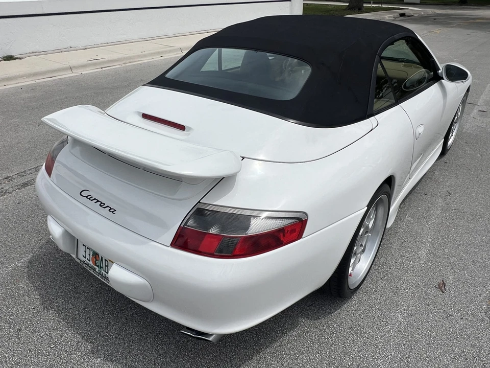 2003 Porsche 996 Carrera - Image 13 of 31