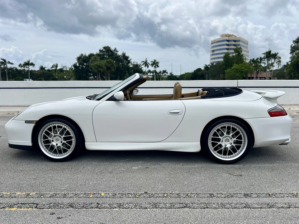2003 Porsche 996 Carrera - Image 28 of 31