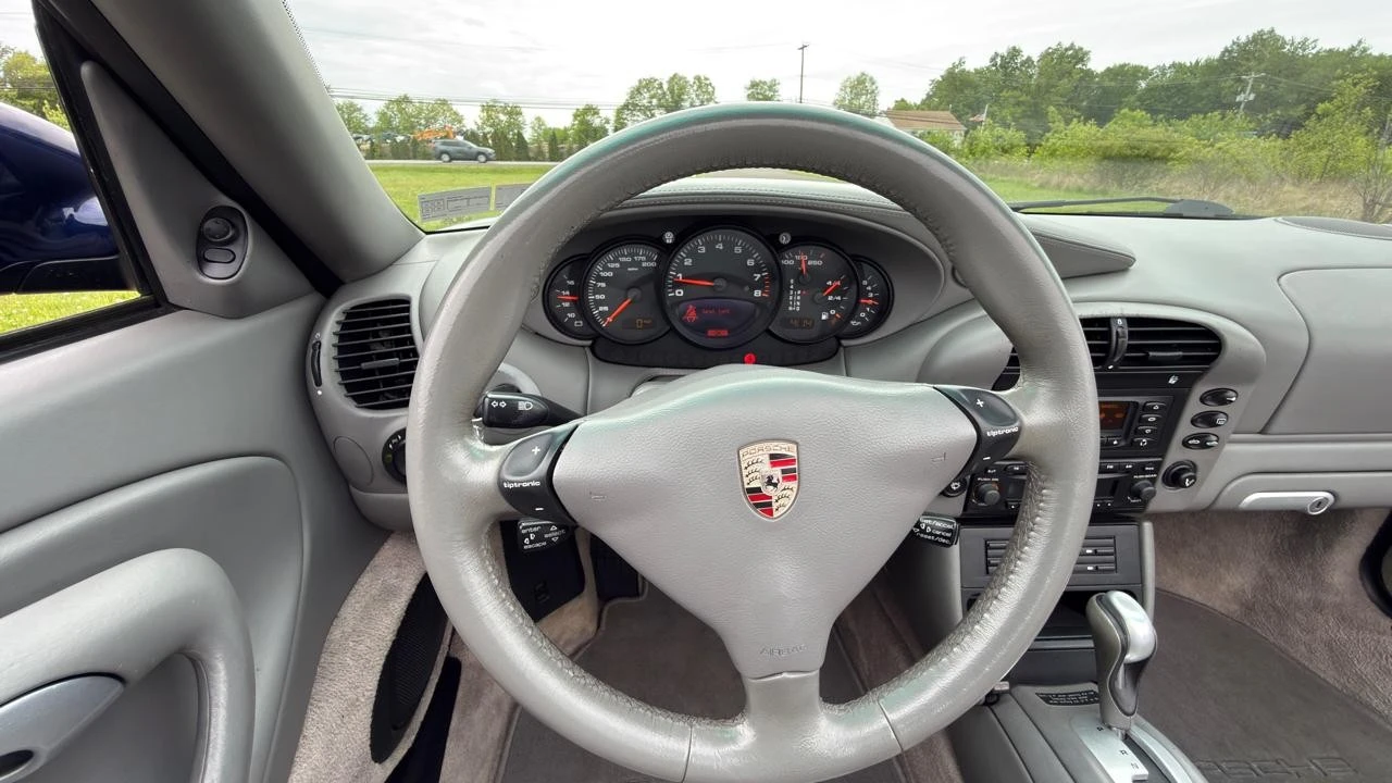 2003 Porsche 996 Carrera - Image 29 of 31