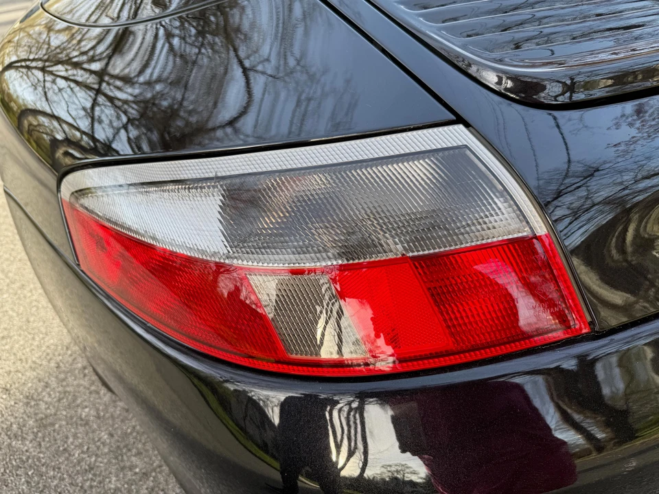 2003 Porsche 996 Carrera - Image 27 of 31