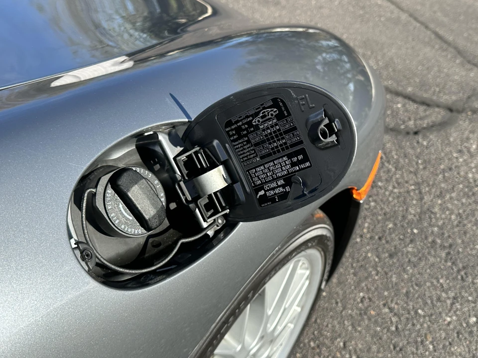 2003 Porsche 996 Carrera - Image 28 of 31