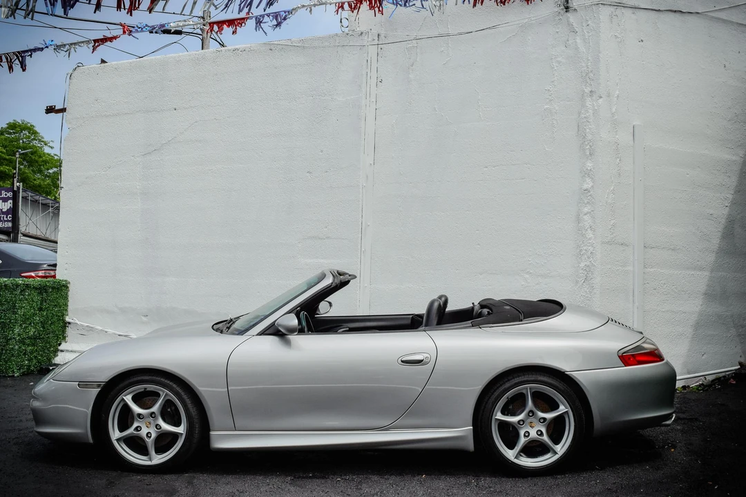 2003 Porsche 996 Carrera - Image 19 of 31