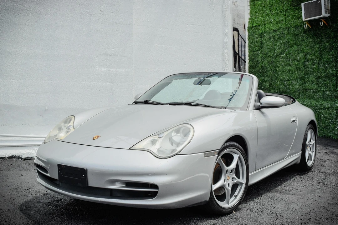 2003 Porsche 996 Carrera - Image 10 of 31