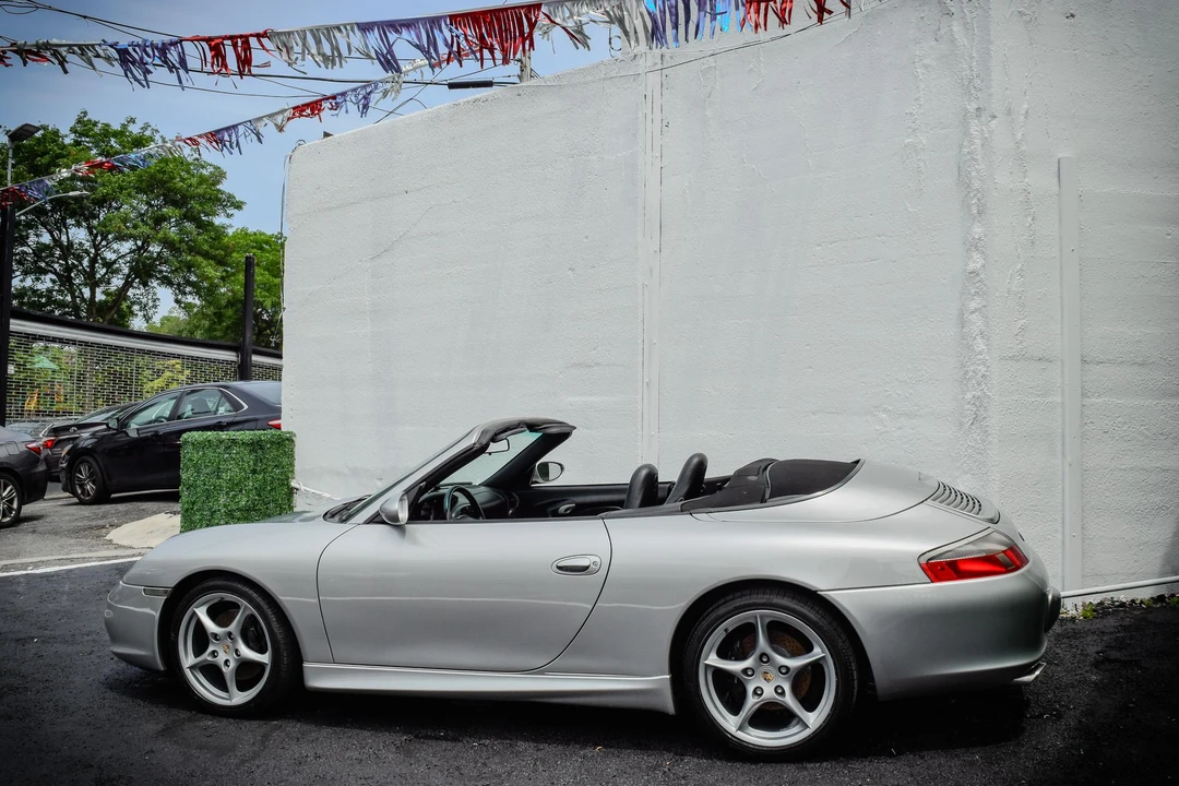 2003 Porsche 996 Carrera - Image 24 of 31