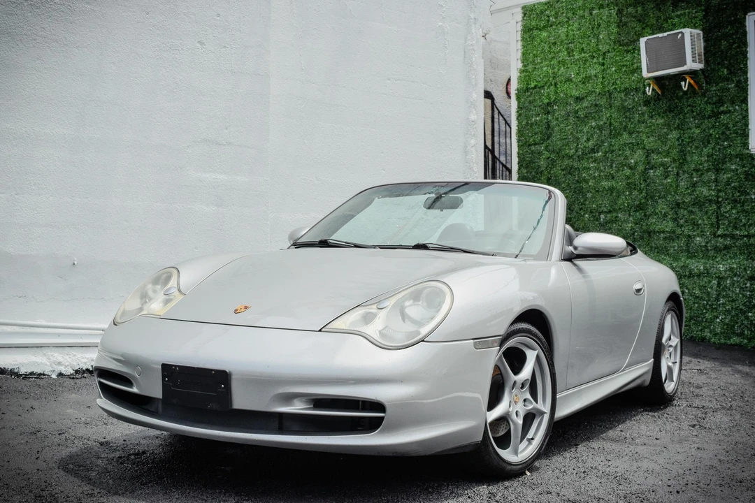 2003 Porsche 996 Carrera - Image 9 of 31