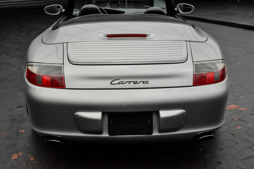 2003 Porsche 996 Carrera - Image 27 of 31