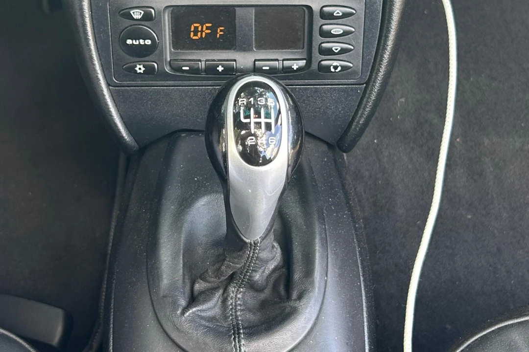 2003 Porsche 996 Carrera - Image 31 of 31