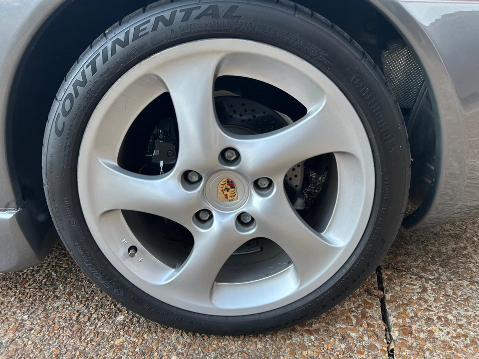2003 Porsche 996 Carrera - Image 24 of 31