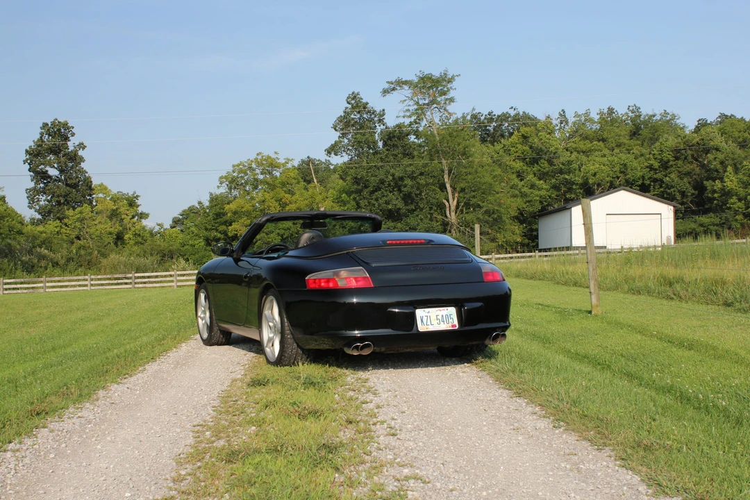 2003 Porsche 996 Carrera - Image 27 of 31