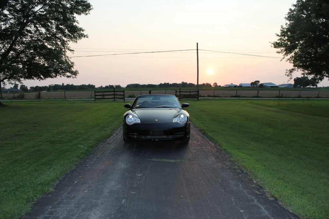 2003 Porsche 996 Carrera - Image 8 of 31
