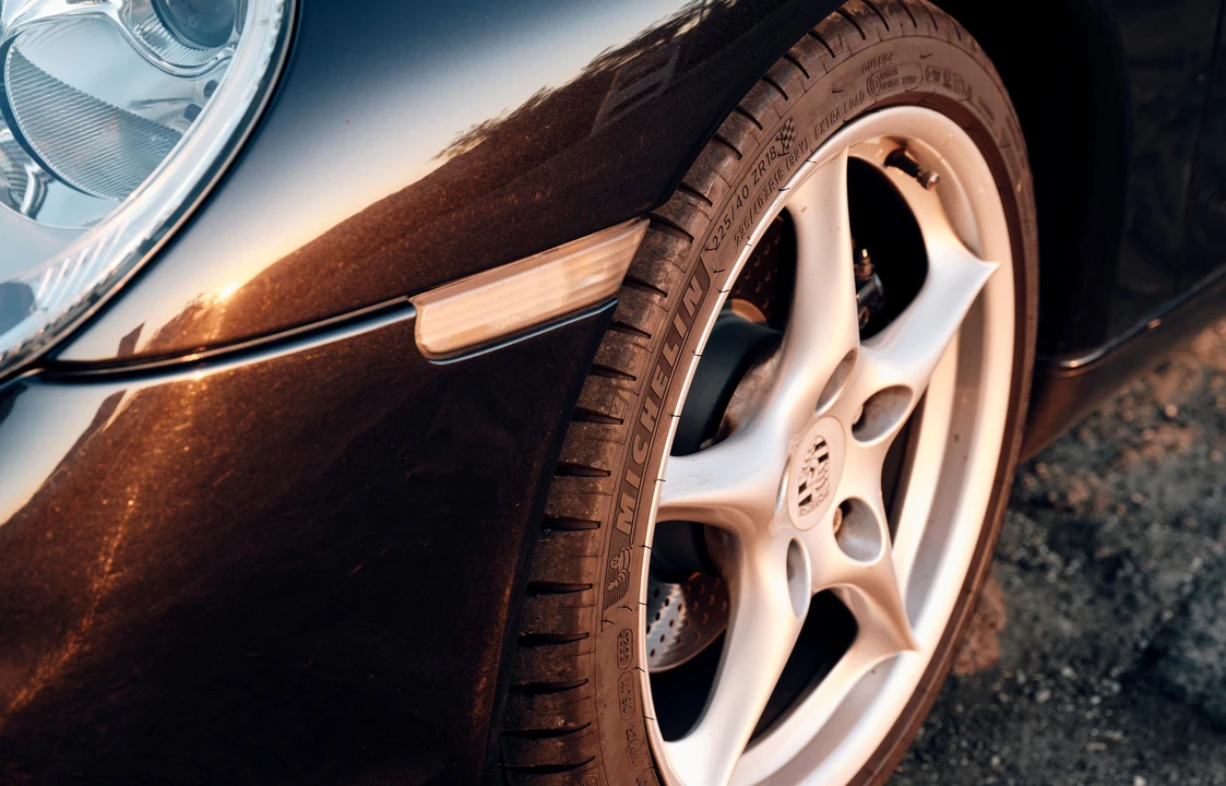 2003 Porsche 996 Carrera - Image 28 of 31