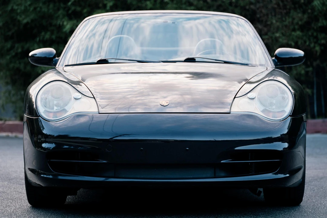 2003 Porsche 996 Carrera - Image 2 of 31