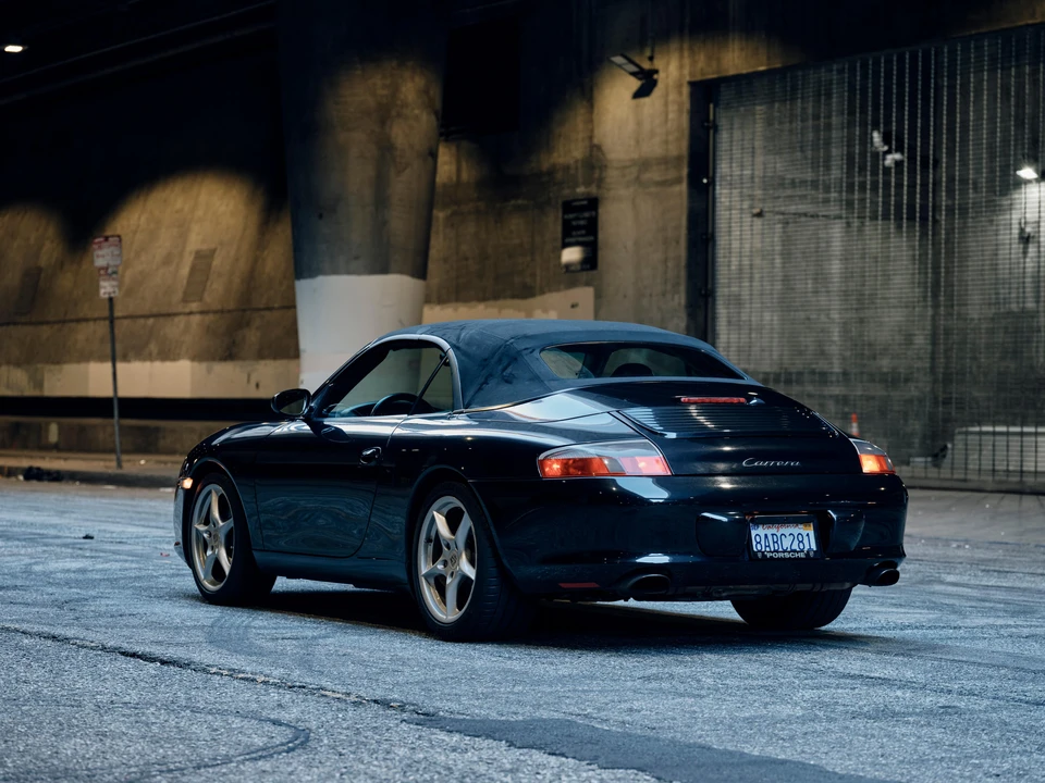 2003 Porsche 996 Carrera - Image 19 of 31