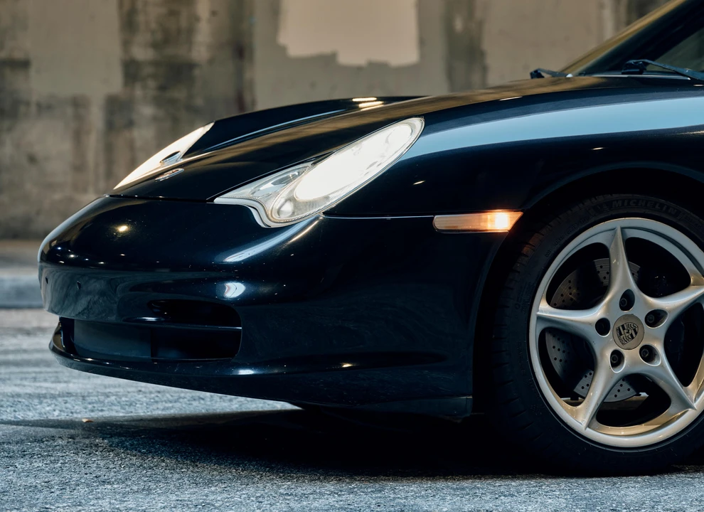 2003 Porsche 996 Carrera - Image 27 of 31