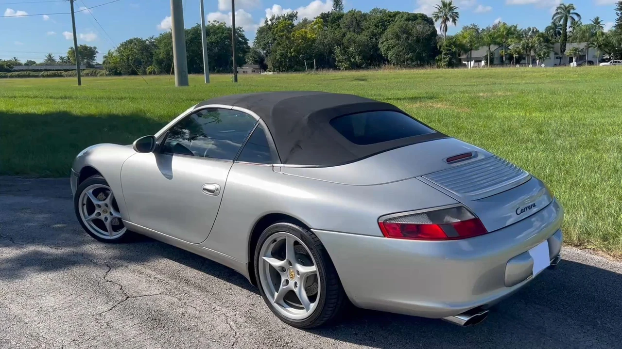 2003 Porsche 996 Carrera - Image 9 of 31