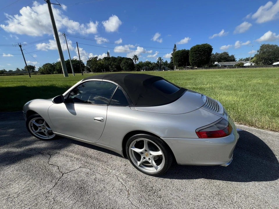 2003 Porsche 996 Carrera - Image 10 of 31