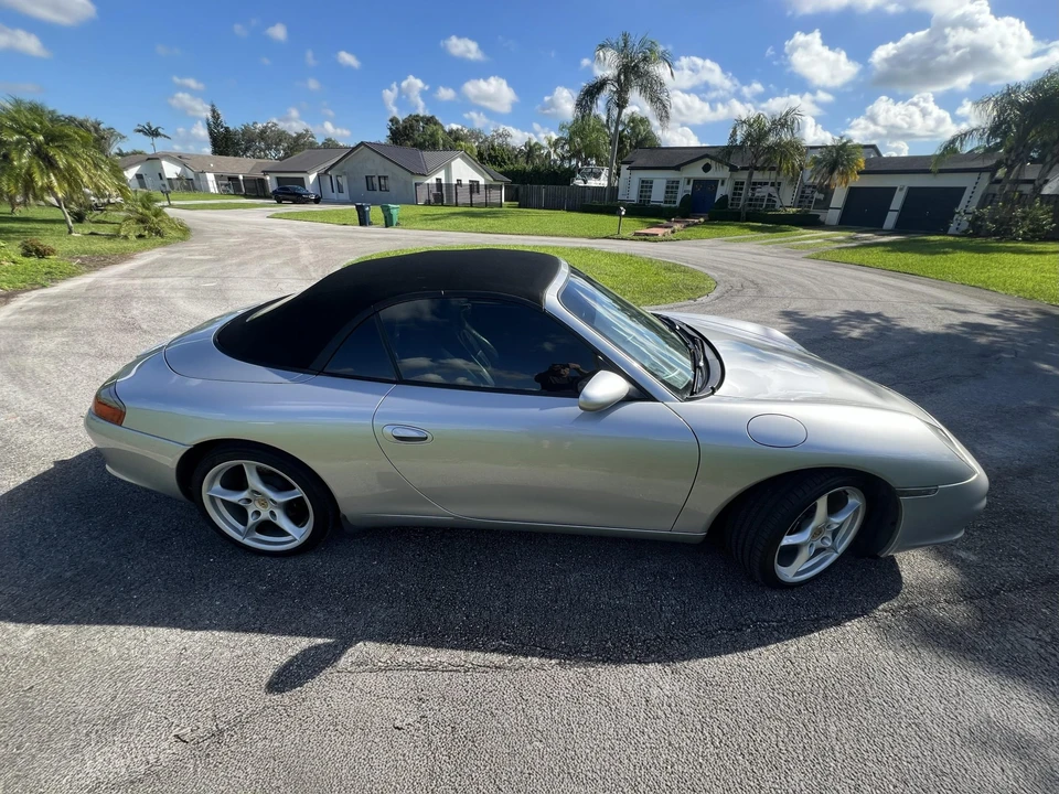 2003 Porsche 996 Carrera - Image 25 of 31