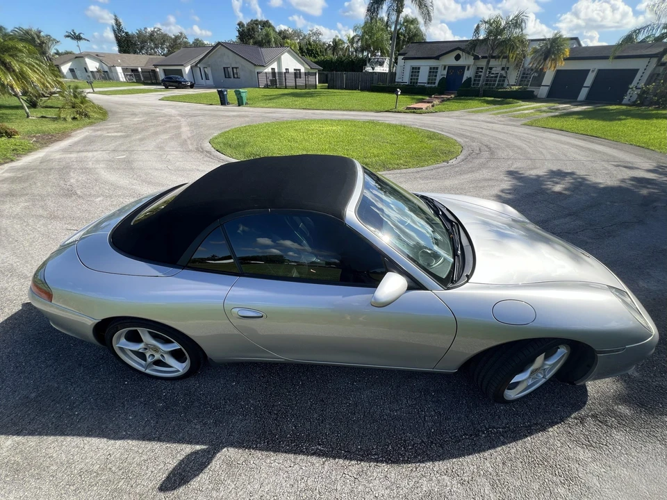2003 Porsche 996 Carrera - Image 24 of 31