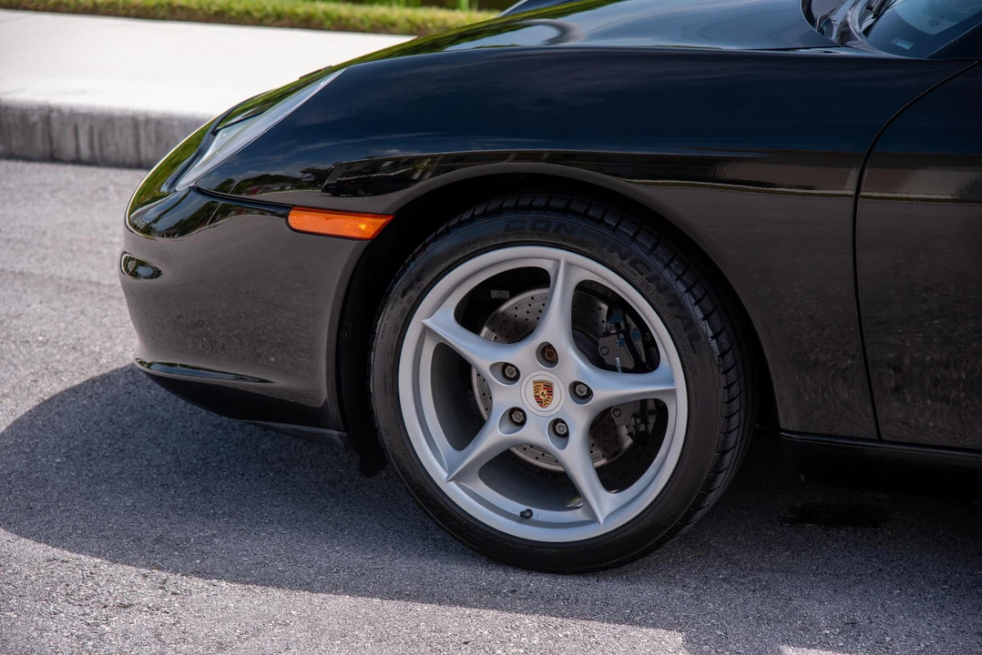 2003 Porsche 996 Carrera - Image 25 of 31