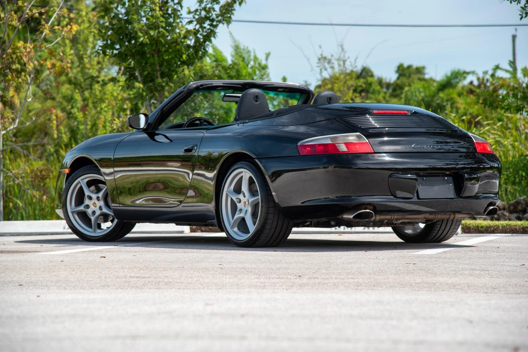 2003 Porsche 996 Carrera - Image 15 of 31