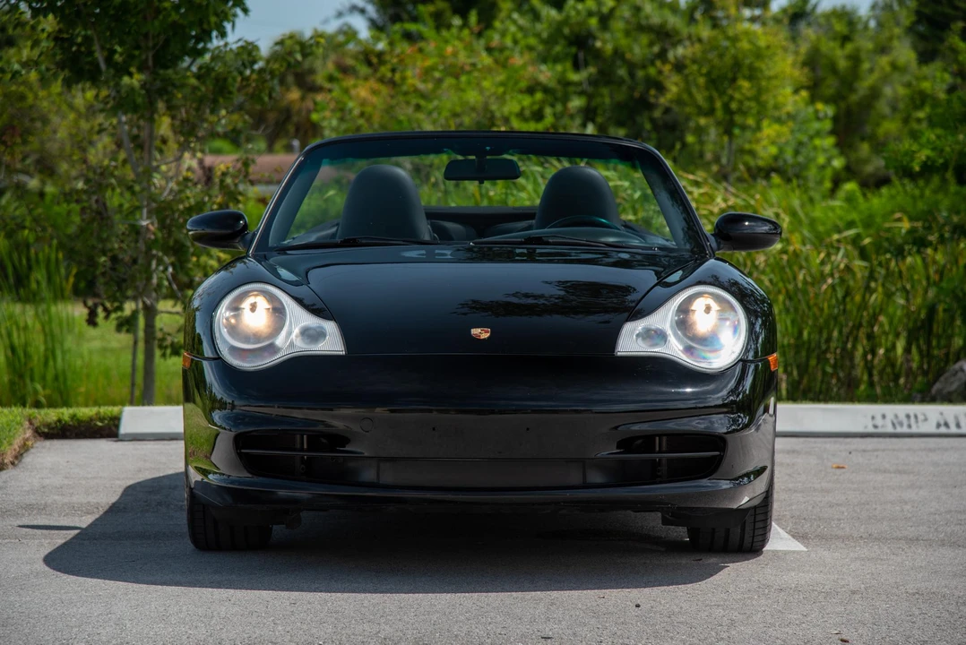 2003 Porsche 996 Carrera - Image 2 of 31
