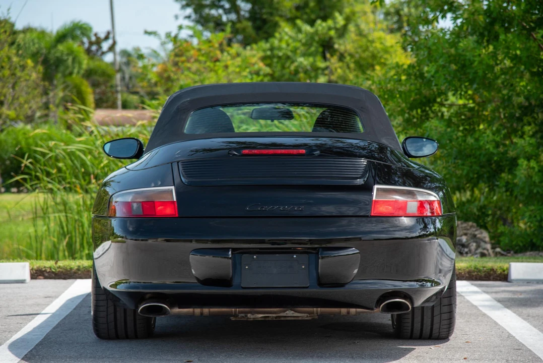 2003 Porsche 996 Carrera - Image 17 of 31