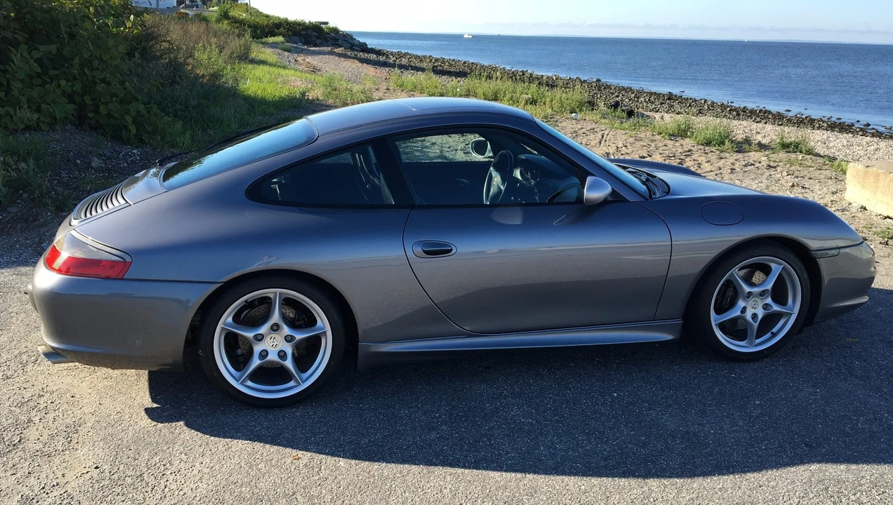 2003 Porsche 996 Carrera - Image 8 of 30