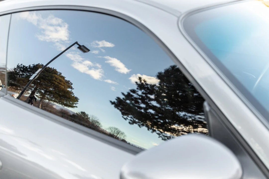 2003 Porsche 996 Carrera - Image 25 of 31