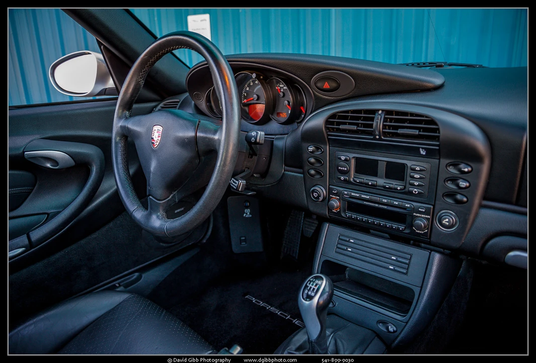 2003 Porsche 996 Carrera - Image 26 of 31