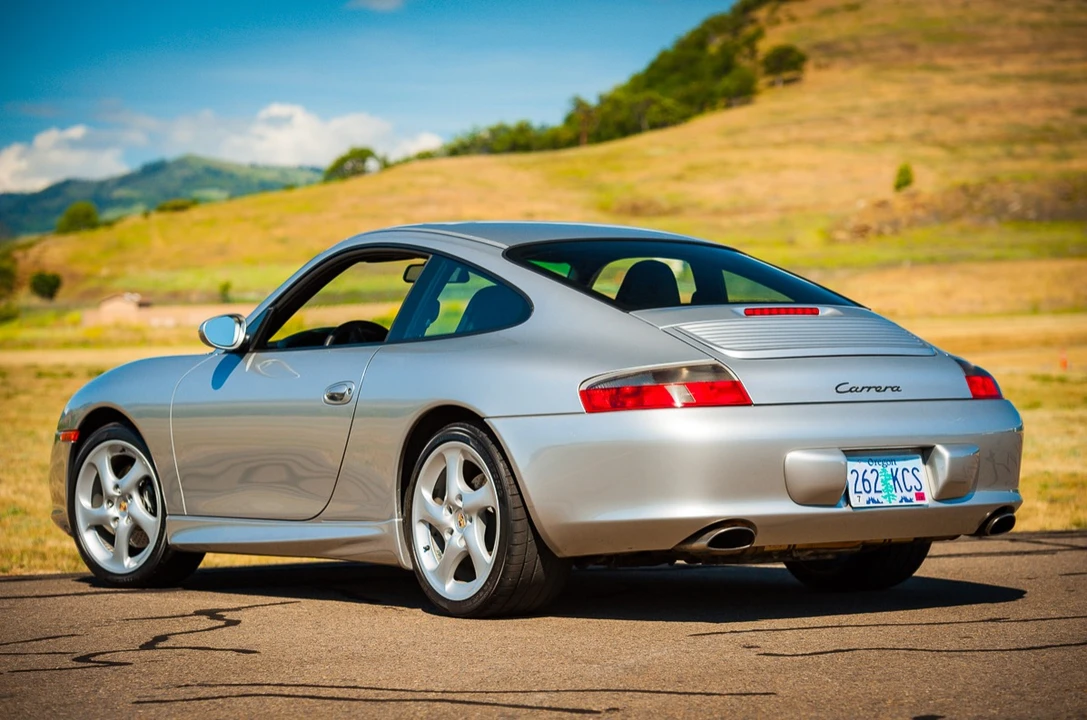 2003 Porsche 996 Carrera - Image 10 of 31