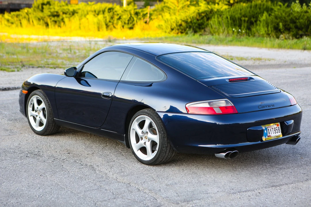 2003 Porsche 996 Carrera - Image 10 of 31