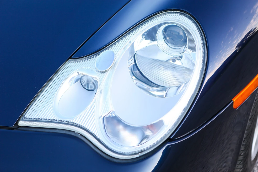 2003 Porsche 996 Carrera - Image 16 of 31