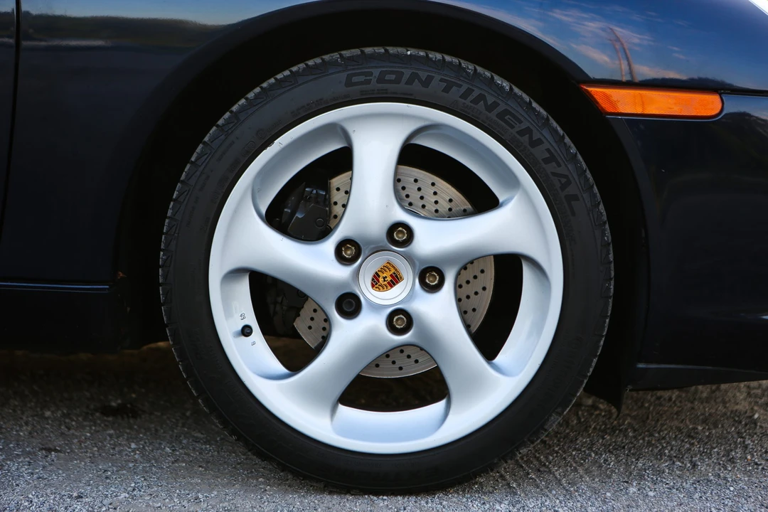 2003 Porsche 996 Carrera - Image 27 of 31