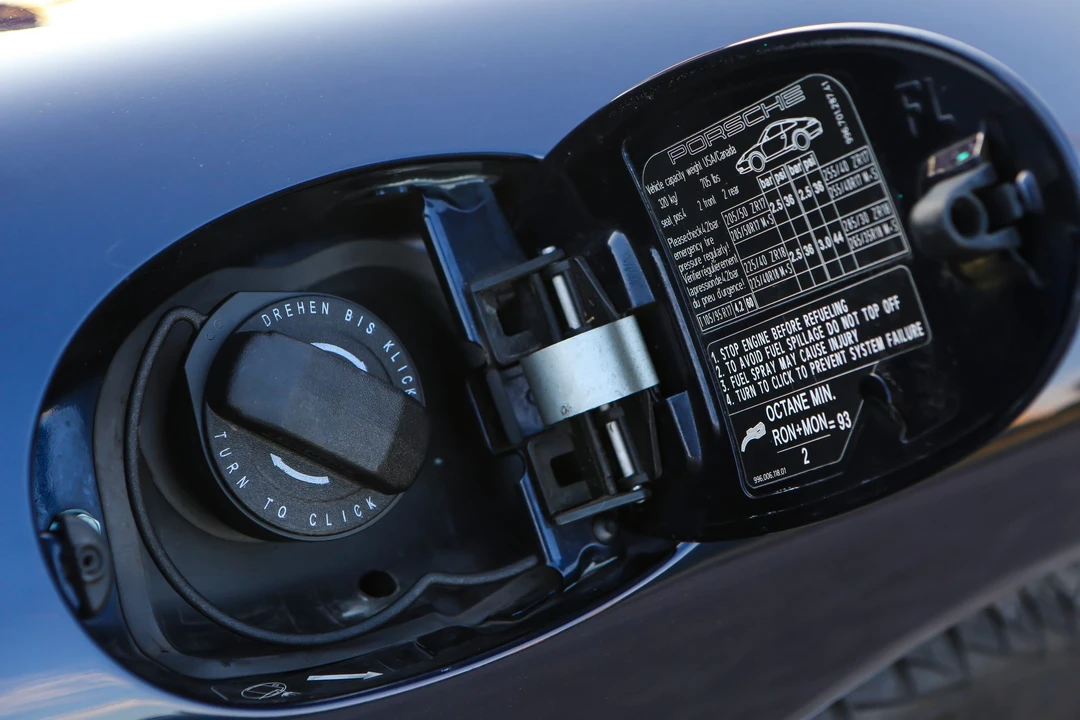 2003 Porsche 996 Carrera - Image 21 of 31