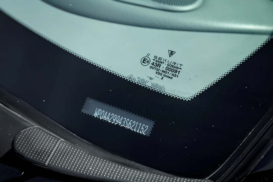 2003 Porsche 996 Carrera - Image 23 of 31