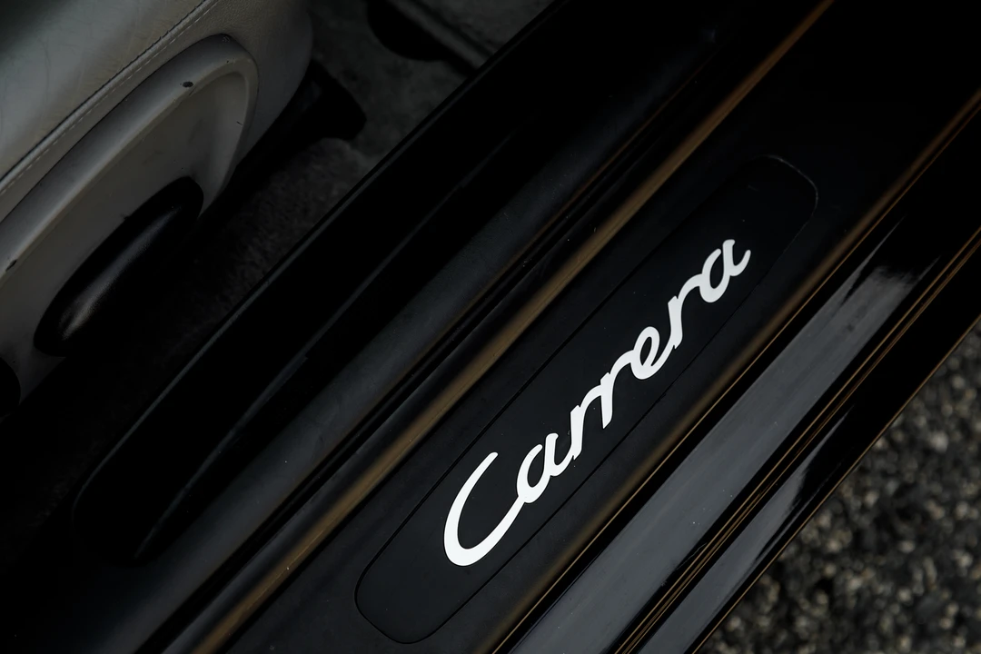 2003 Porsche 996 Carrera - Image 24 of 31