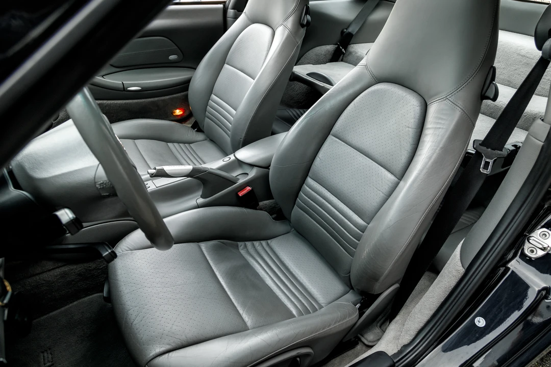 2003 Porsche 996 Carrera - Image 28 of 31