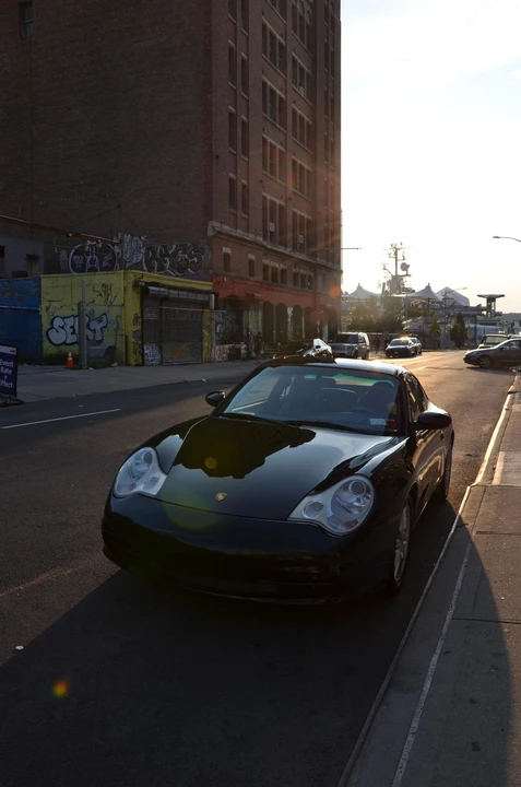 2003 Porsche 996 Carrera - Image 18 of 31